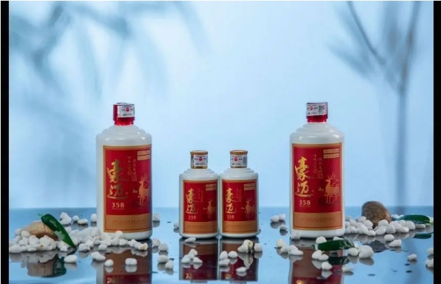 豪迈白酒瓶身包装的奥秘：不透明与透明的科