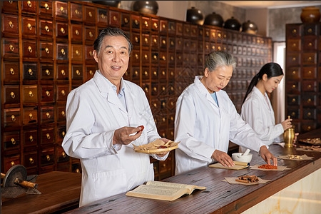 体验中医文化 感受中医魅力